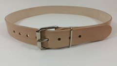 BELTE I LÆR LENGDE 126CM x 4CM BREDDE NATUR