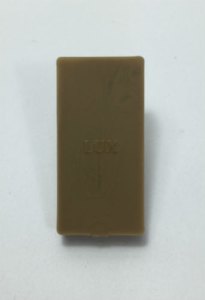 STOLPEFLIKK REKTANGULÆR 44X22MM SORT/BEIGE