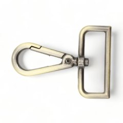 Karabinkrok - antikk messing - 40 x 63 mm
